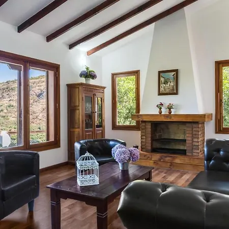 Holiday home Vcv Casa Rural La Yedra *