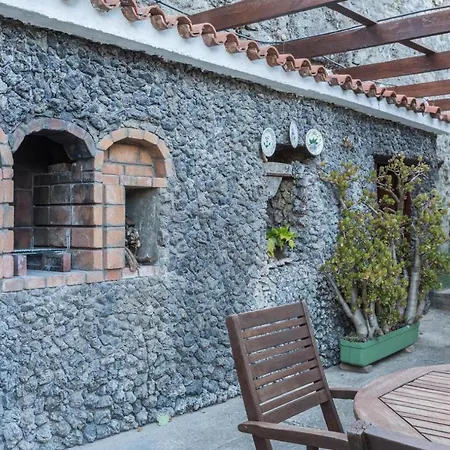 Holiday home Vcv Casa Rural La Yedra